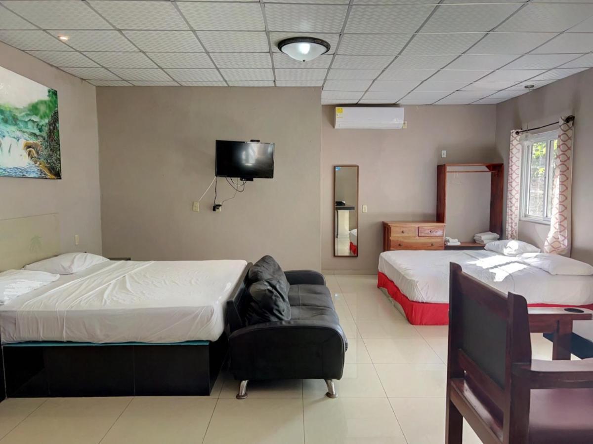 Big Daddy'S Beach Club & Hotel Puerto Armuelles Extérieur photo